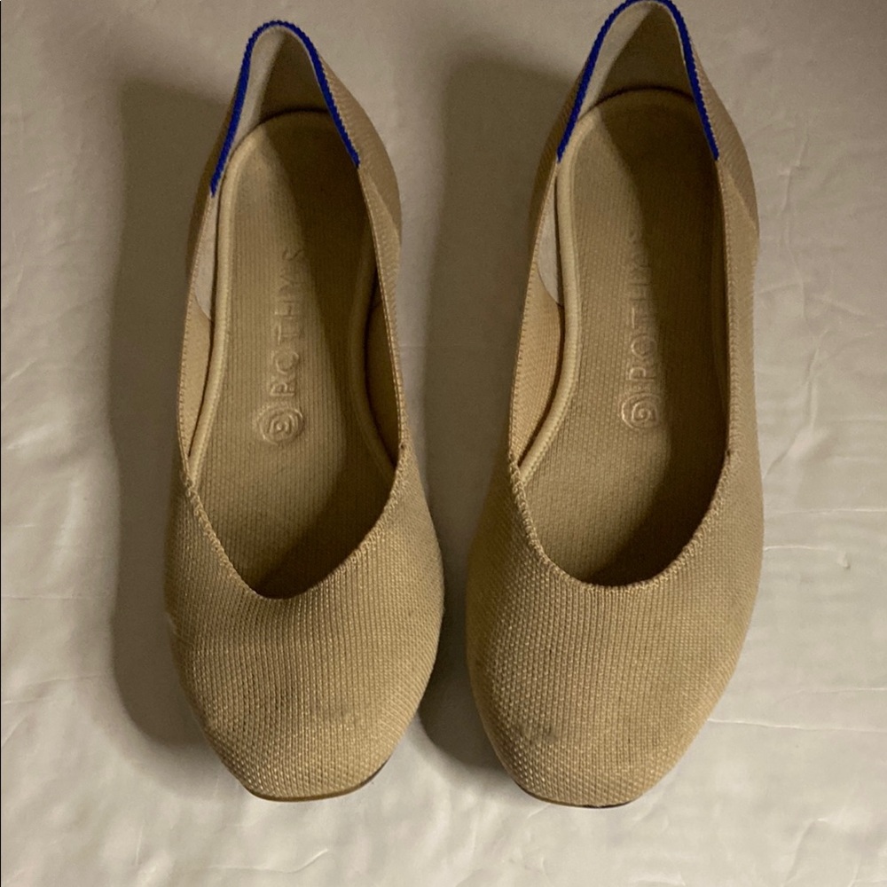 Rothy's Tan and Blue Flats Comfortable and Stylish
